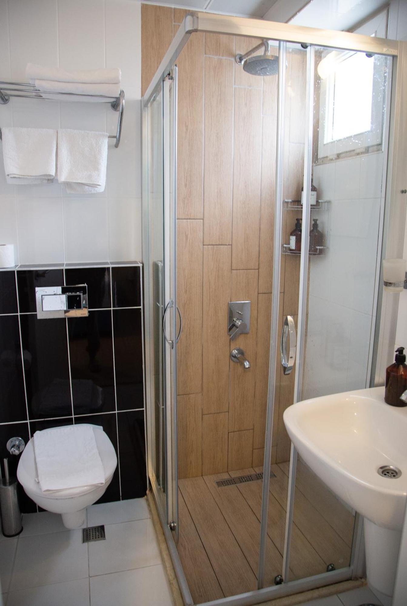 Amsterdam Boutique Hotel เกเมร์ ภายนอก รูปภาพ